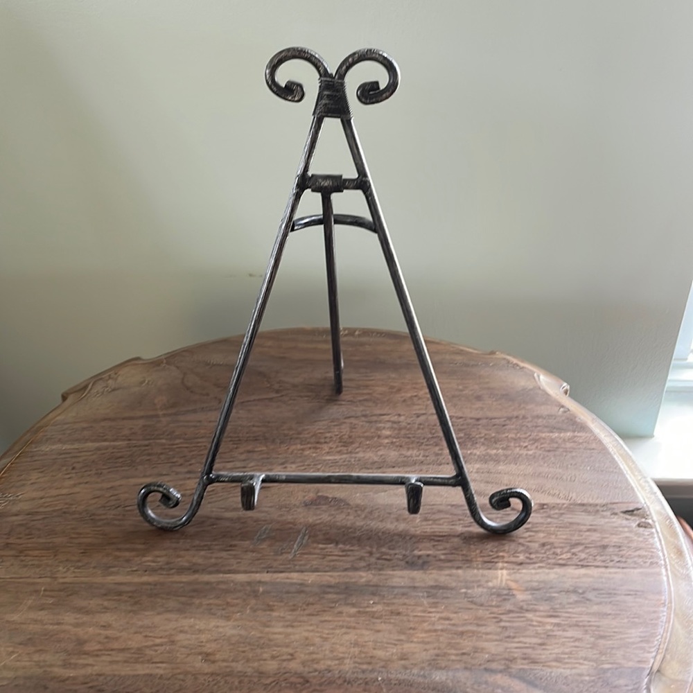 Frame/book stand